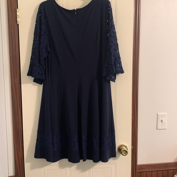 Casual Dress - Picture 2 of 2